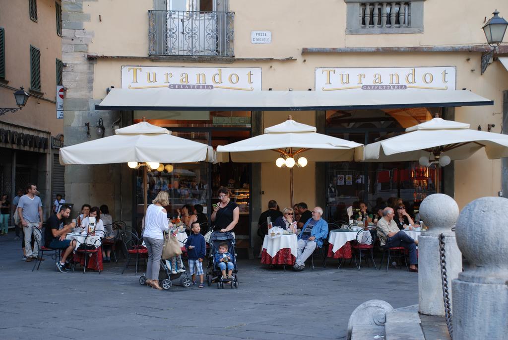 S. Agostino Fronte Mura Lucca Exterior photo